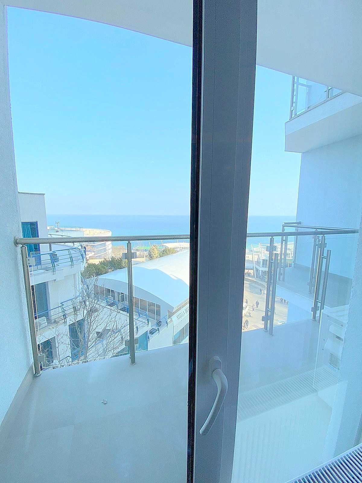 Seaside Loft-Style Studio Apartment with Sea View at 10 Fontana