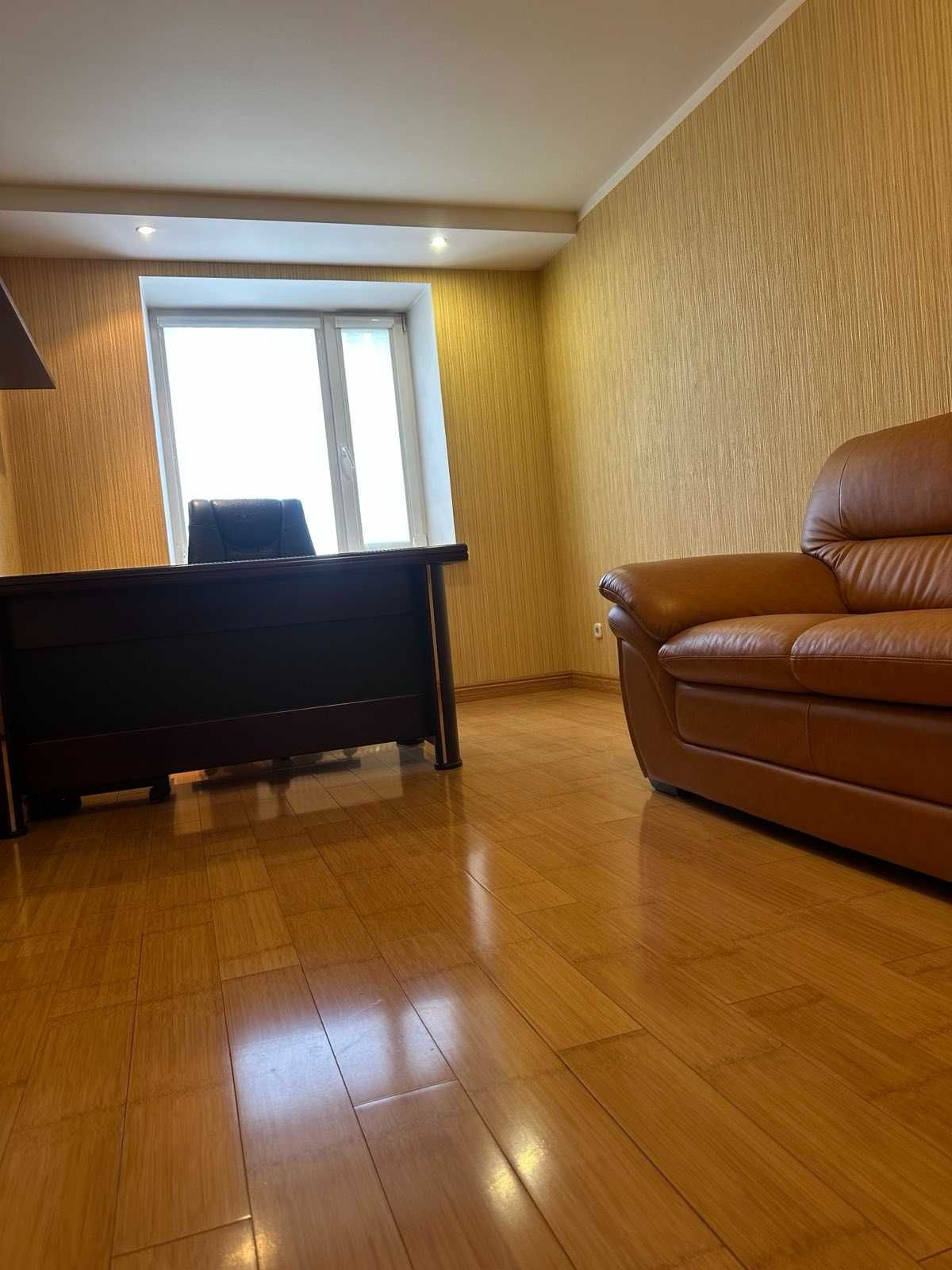 Spacious 3-room apartment with euro renovation and modern amenities