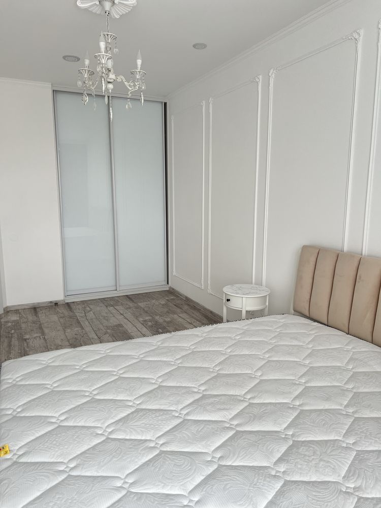 Bright Comfortable 1-Bedroom Apartment with Storage and Modern Amenities