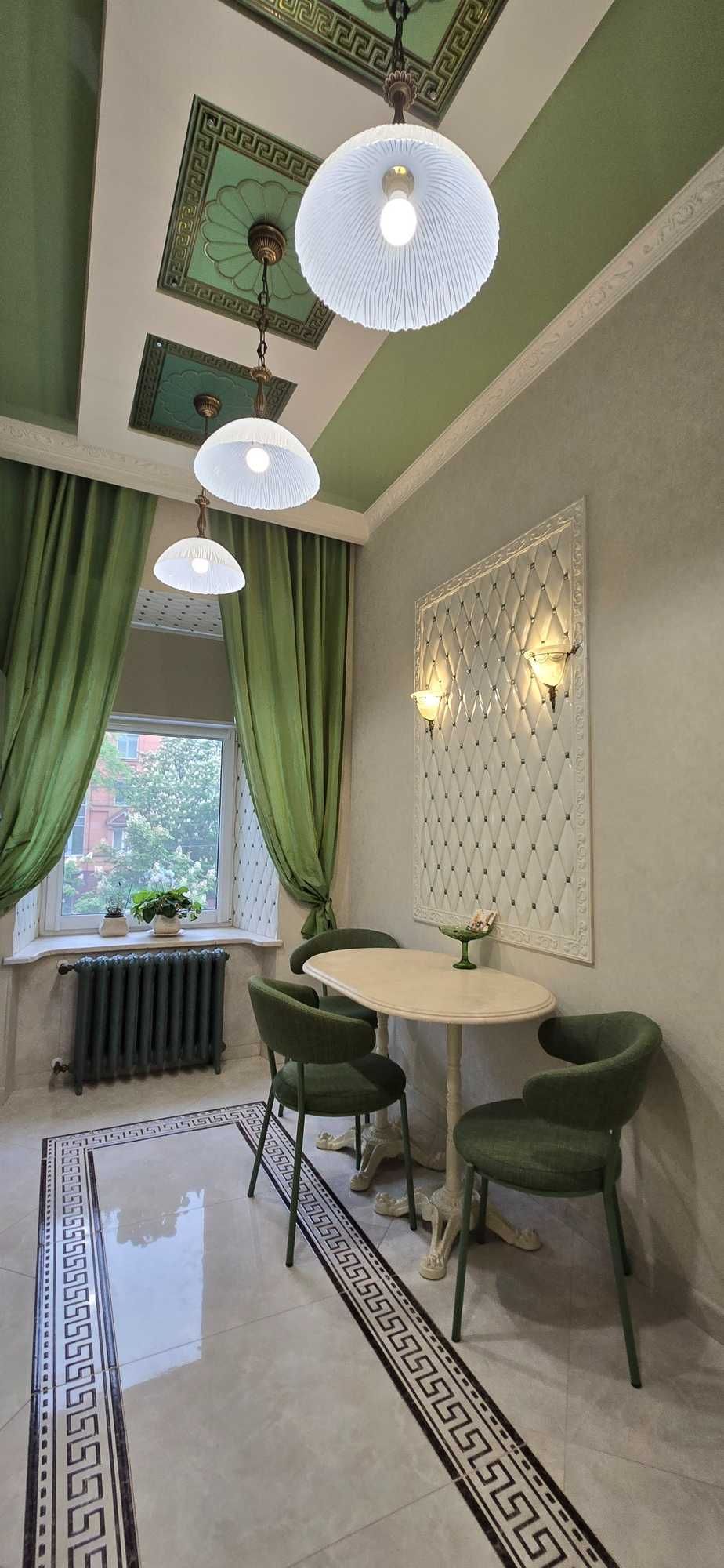 Cozy 2-room apartment near Arsenalna metro with designer renovation