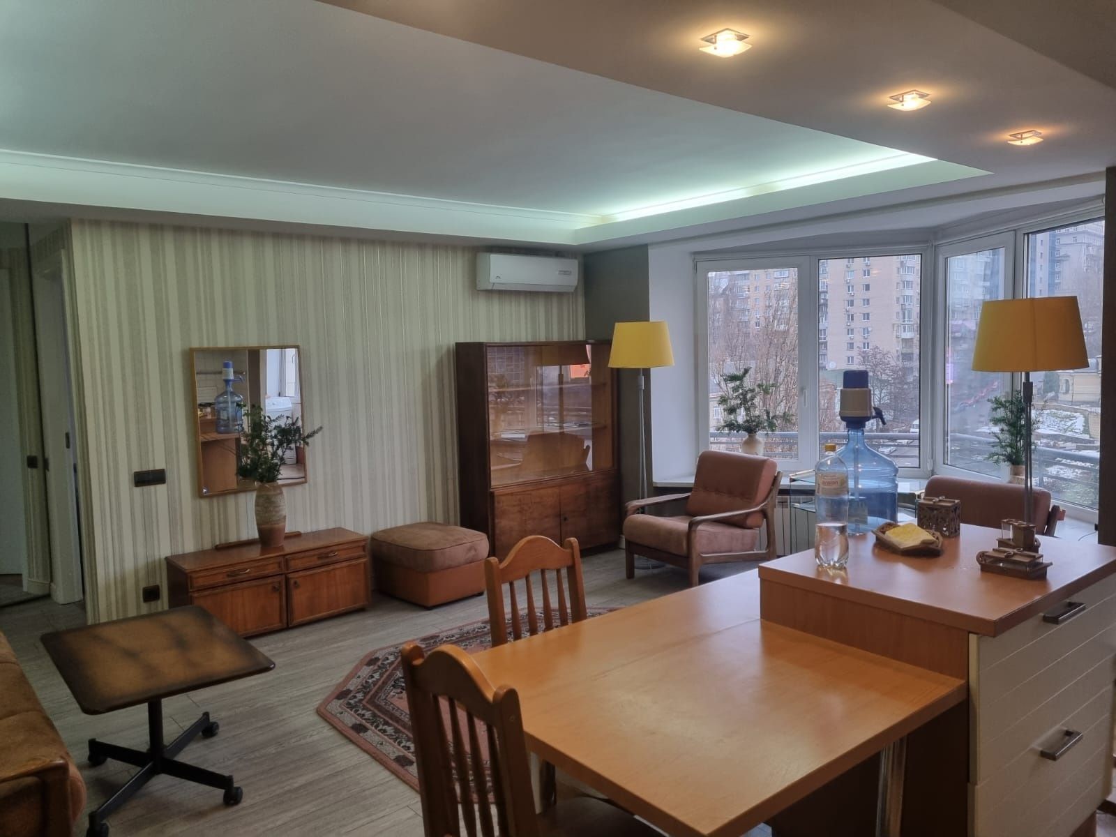 Modern Designer Apartment in Kiev City Center