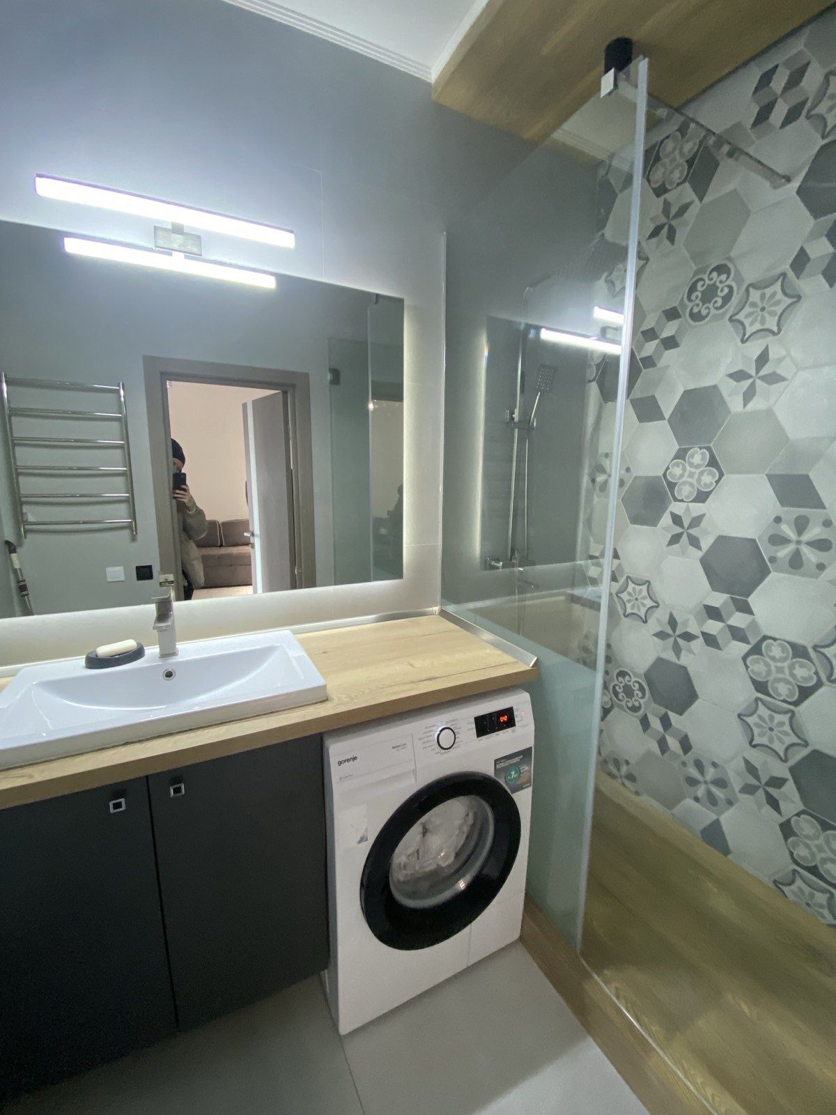 Modern Apartment in Pearl 26 Complex Genoa