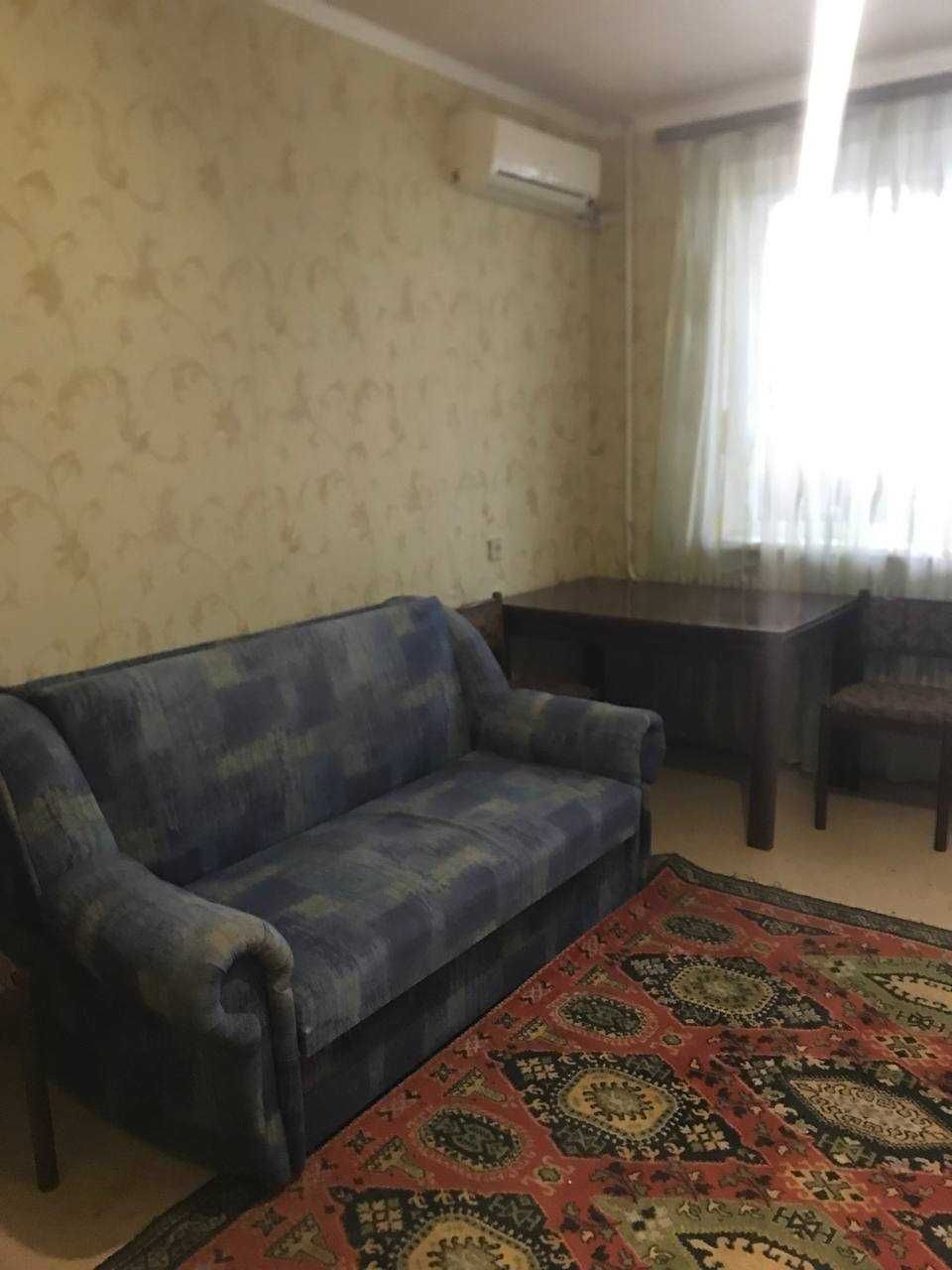 Warm 1-Bedroom Apartment Near Class Supermarket