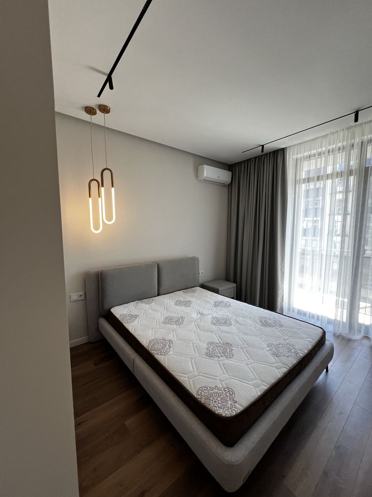 Spacious 1.5-Room Apartment in Residence Park Complex