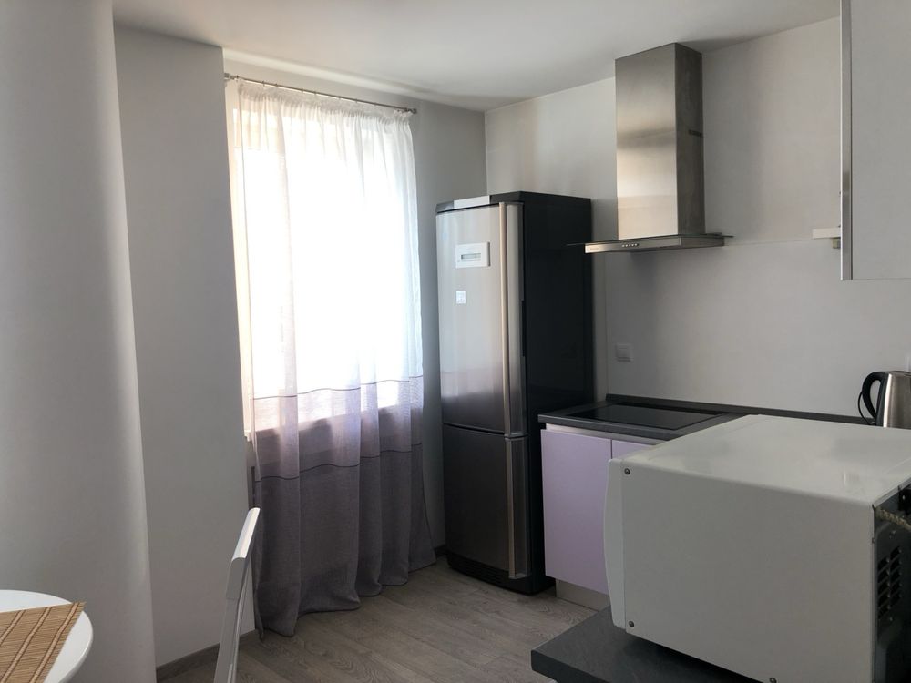 2-Room Apartment on Aerokosmic Street, Near Levada Metro