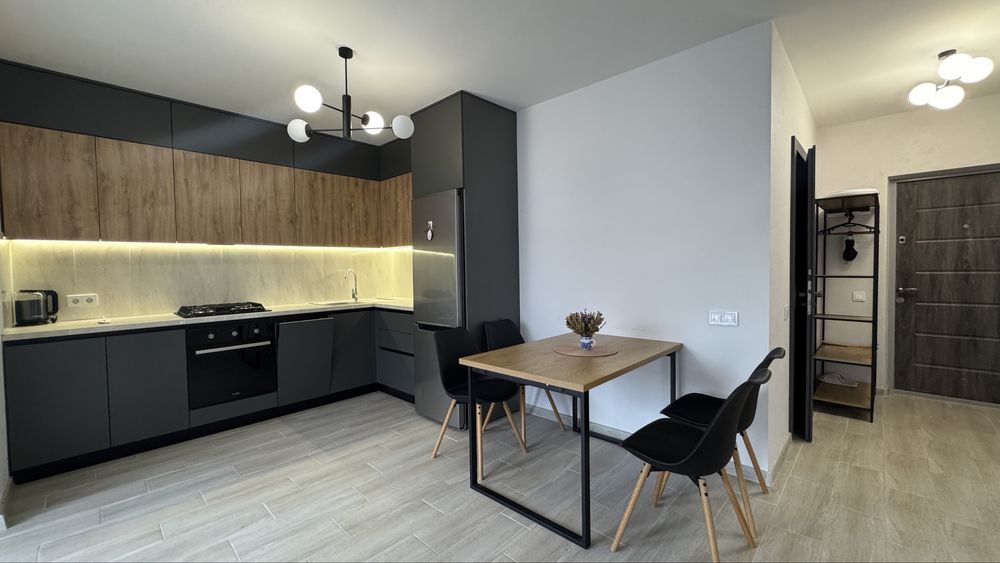 Modern Studio Apartment in City Center with Excellent Amenities