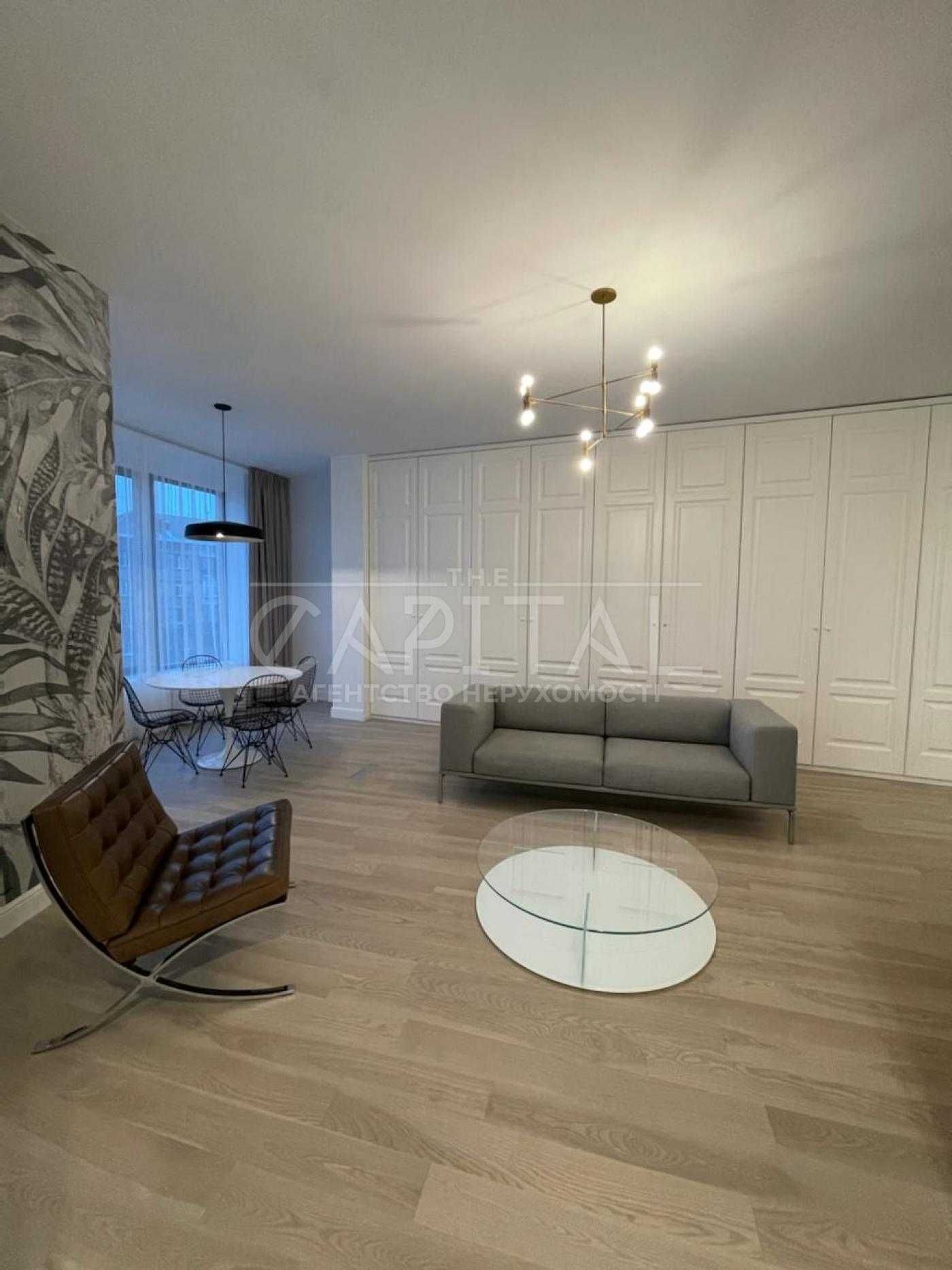 Spacious 67m2 apartment in Skyline Residential Complex, Konovalets Street