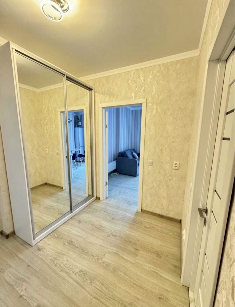 1-bedroom apartment near Slavutych Metro, Riviera Complex