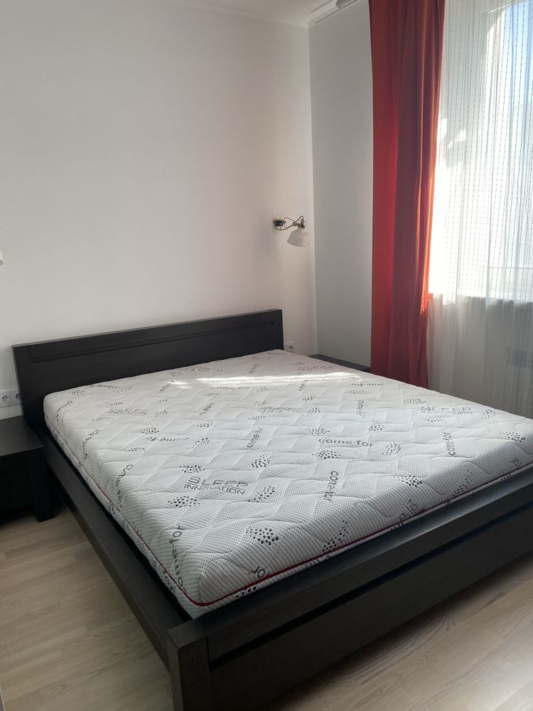 Modern Designer Apartment Near Railway Station