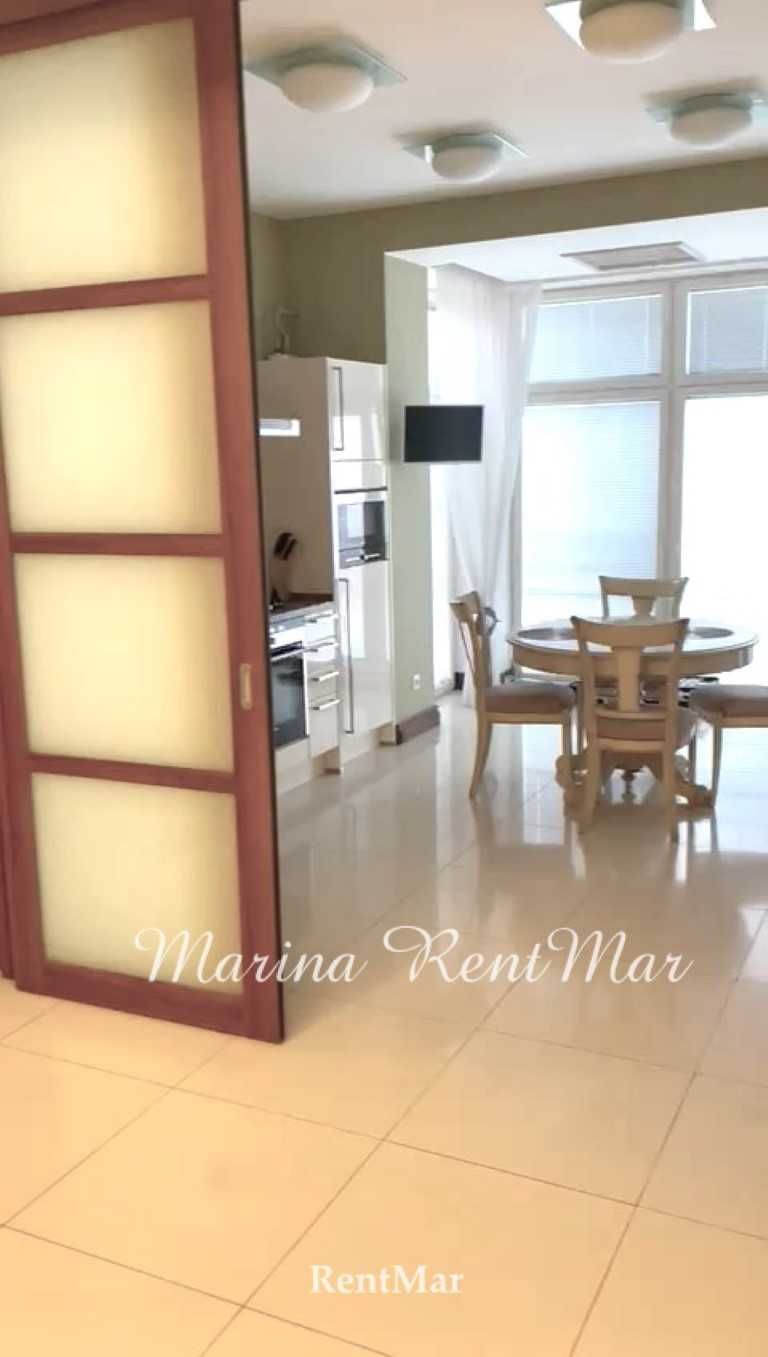 3-Bedroom Apartment in City Center near Shevchenko Park, ЖК Valmax