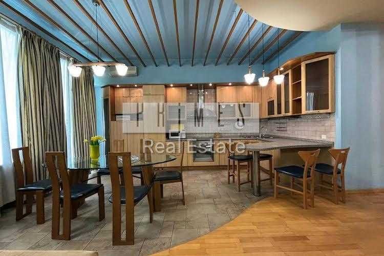 Spacious 4-Room Apartment in Prestigious Kyiv Location