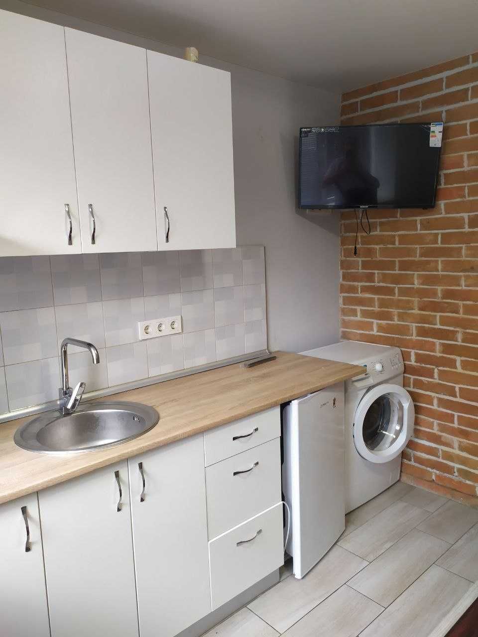 Compact Apartment near Alekseevskaya Metro, Tselinogradskaya Street