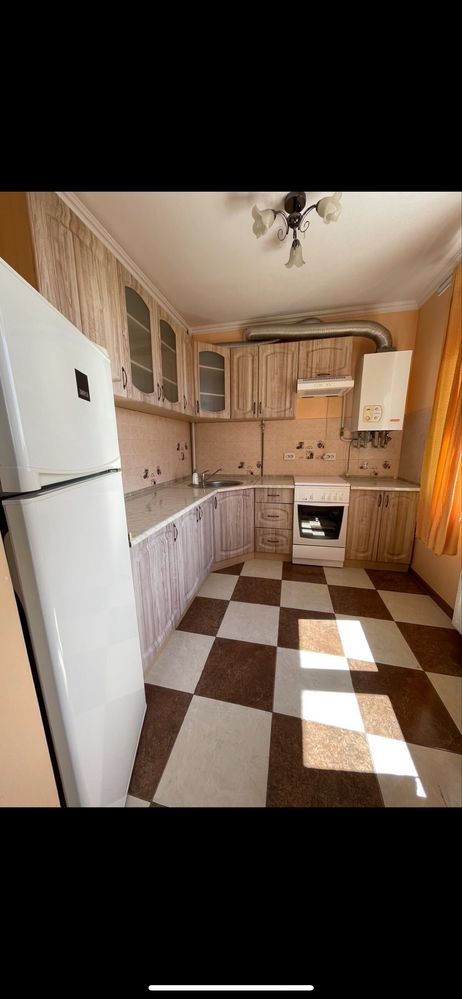 3-Room Apartment in Rosvygovo, Warsaw Street, 4th Floor
