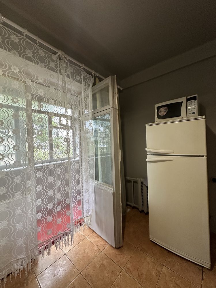 Cozy 1-Bedroom Apartment in Borshchahivka, Zodchykh Street