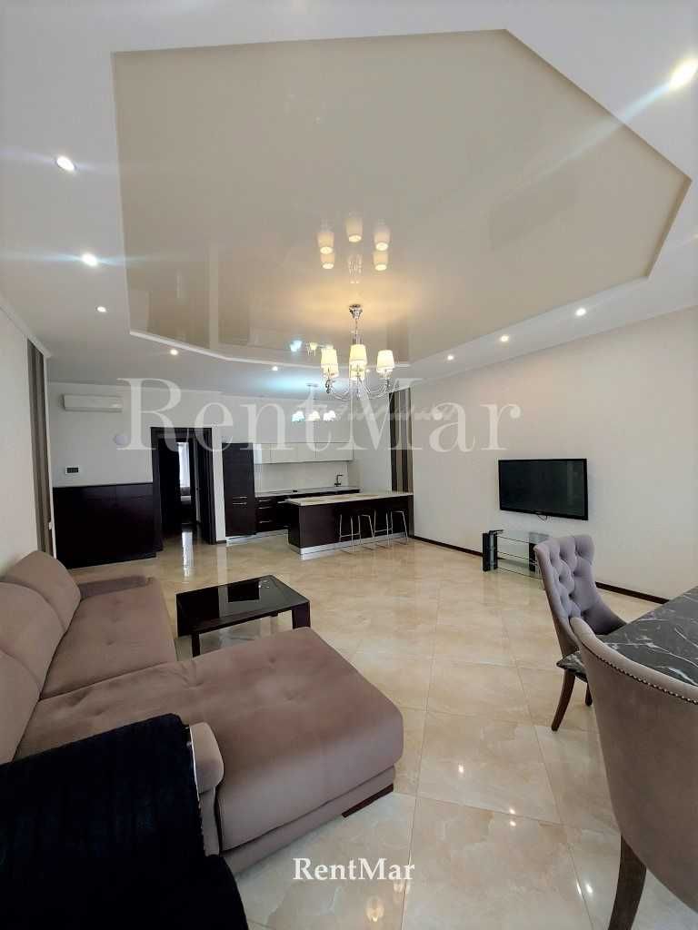 3-Bedroom Apartment on Greek Street, Sea and City View