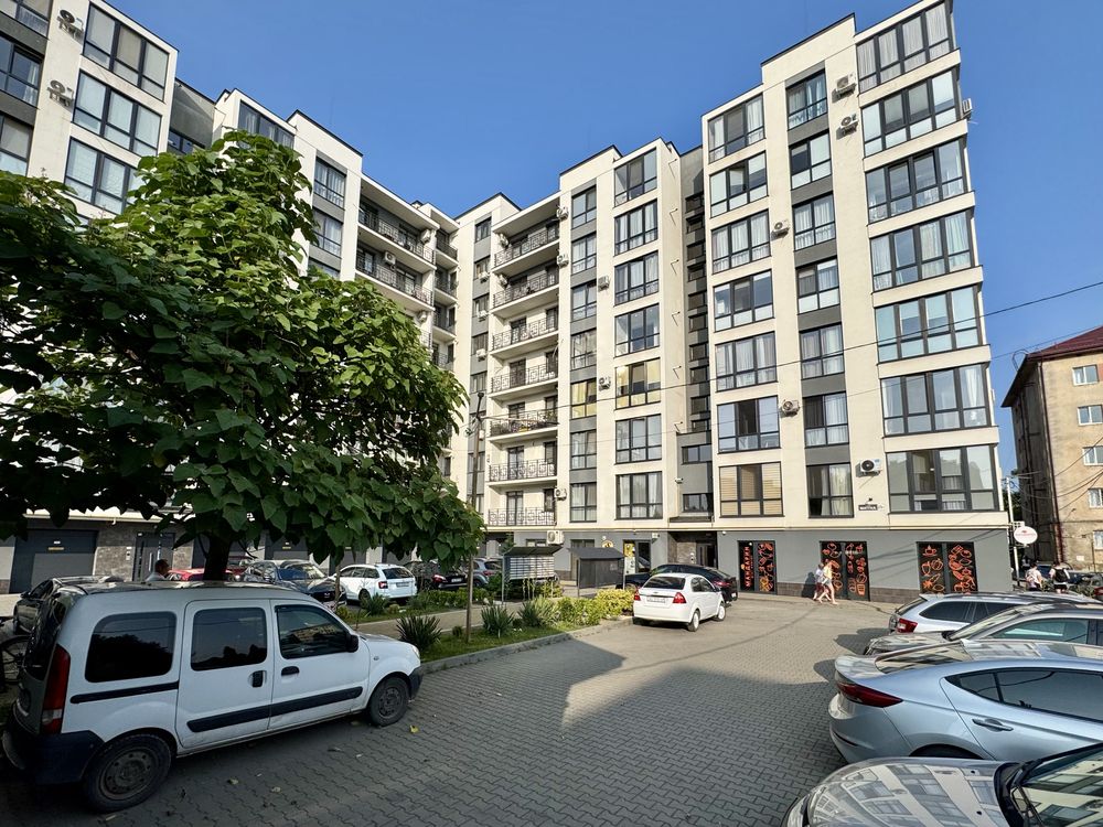 Cozy 2-Room Apartment in City Center with Balcony and Modern Amenities