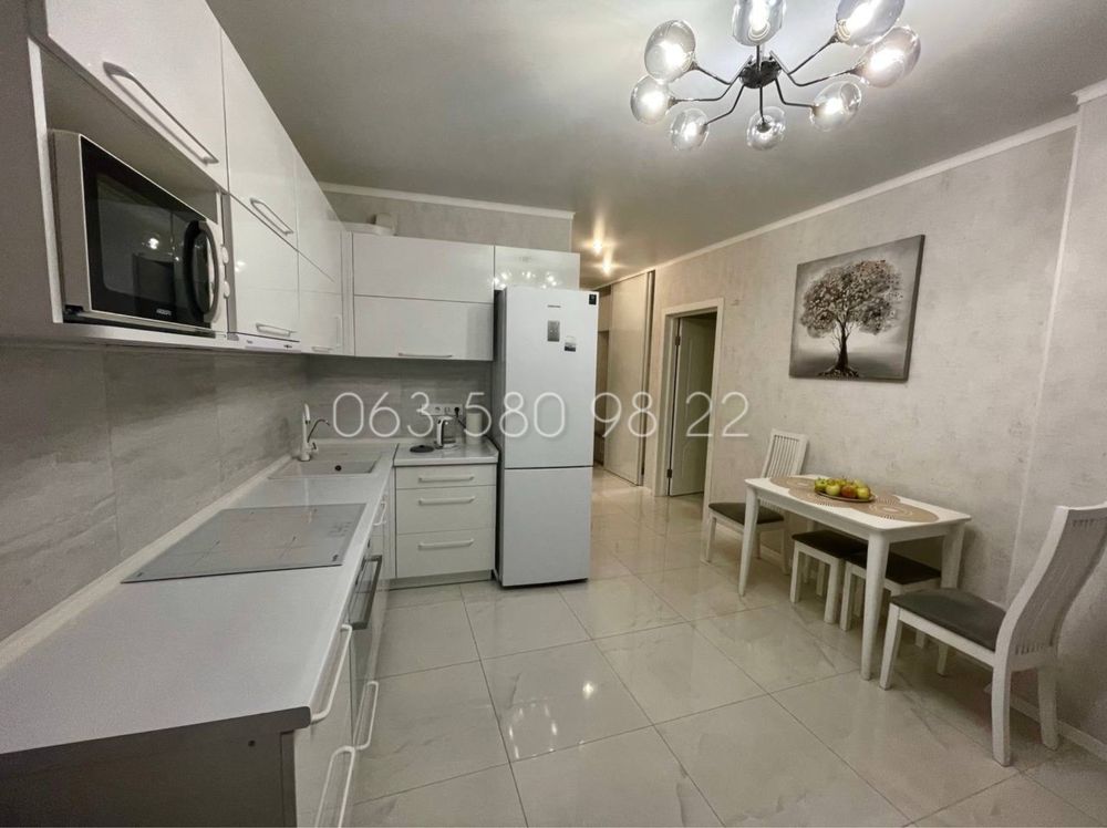 1-Bedroom Apartment with Sea View in Arcadia, Odessa