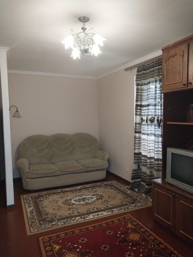 1-Room Apartment on Levoberezhny (Mira Avenue)
