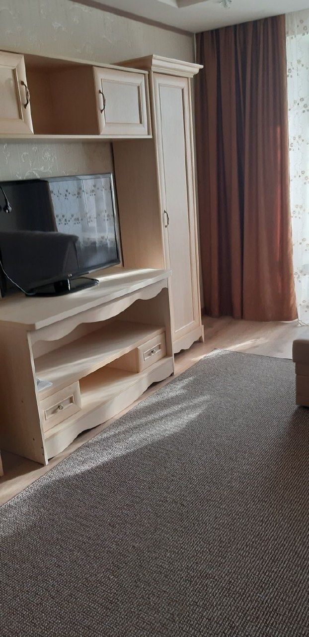 Modern 2-Bedroom Apartment Near Botsad Metro