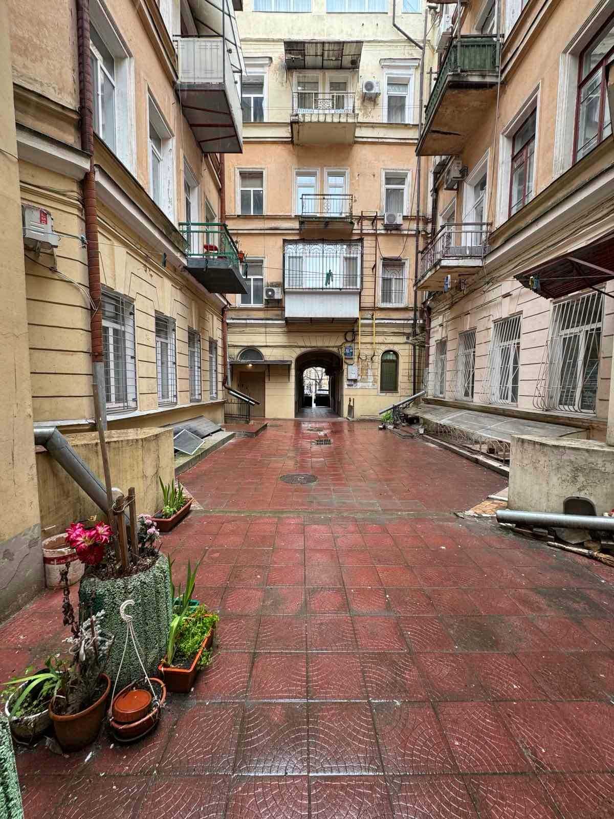 Cozy Apartment in Odessa City Center with Euro Renovation