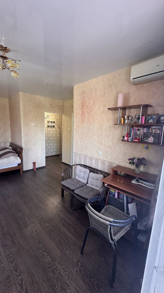 Spacious One-Bedroom Apartment in City Center