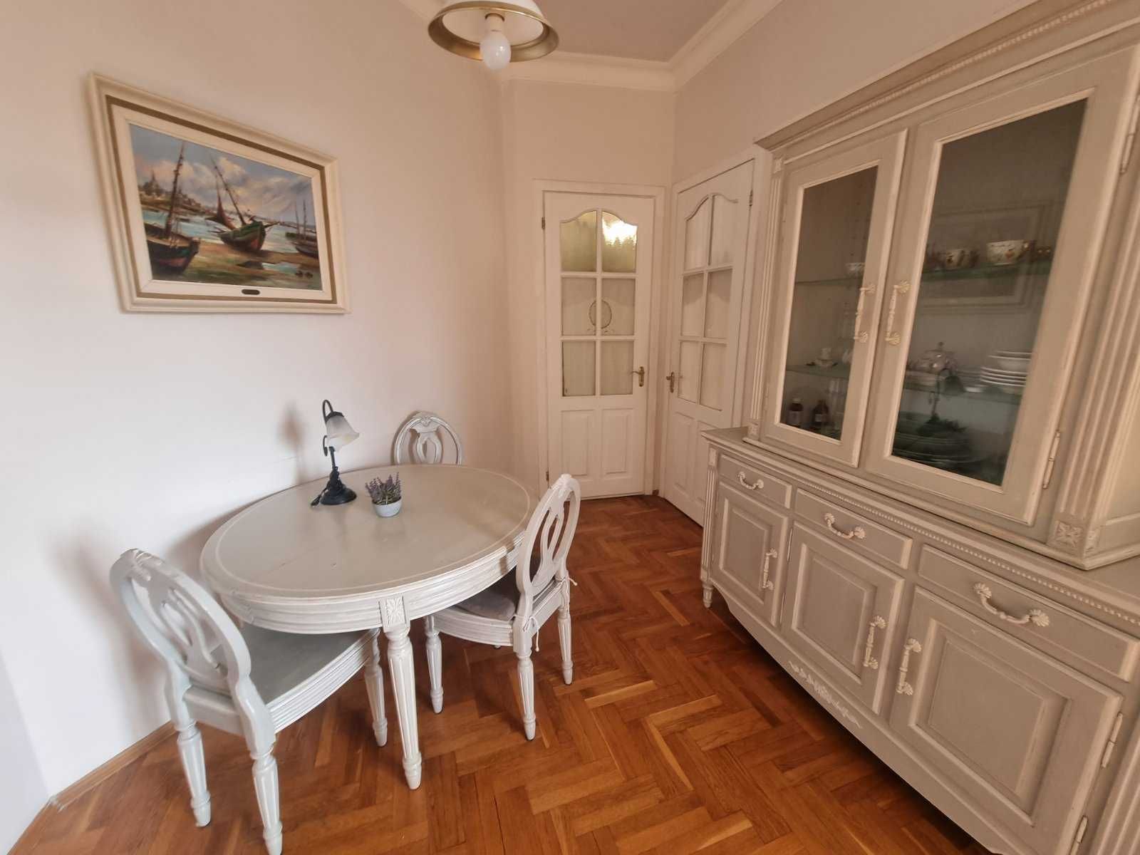 2-Room Apartment in Historic Center, Fully Furnished