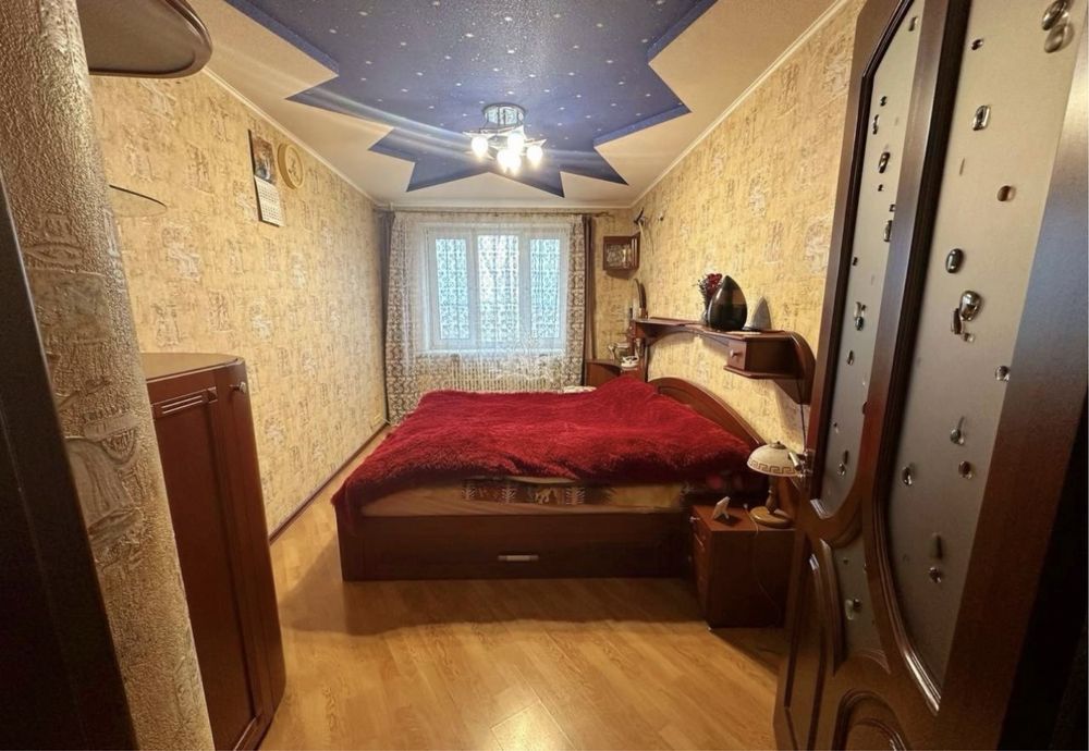 Spacious 3-Bedroom Apartment Near Metro Station