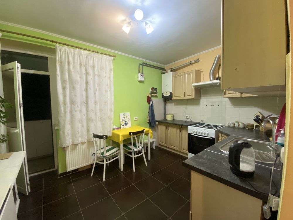 2-Room Apartment in Vynnyky with Comfortable Amenities