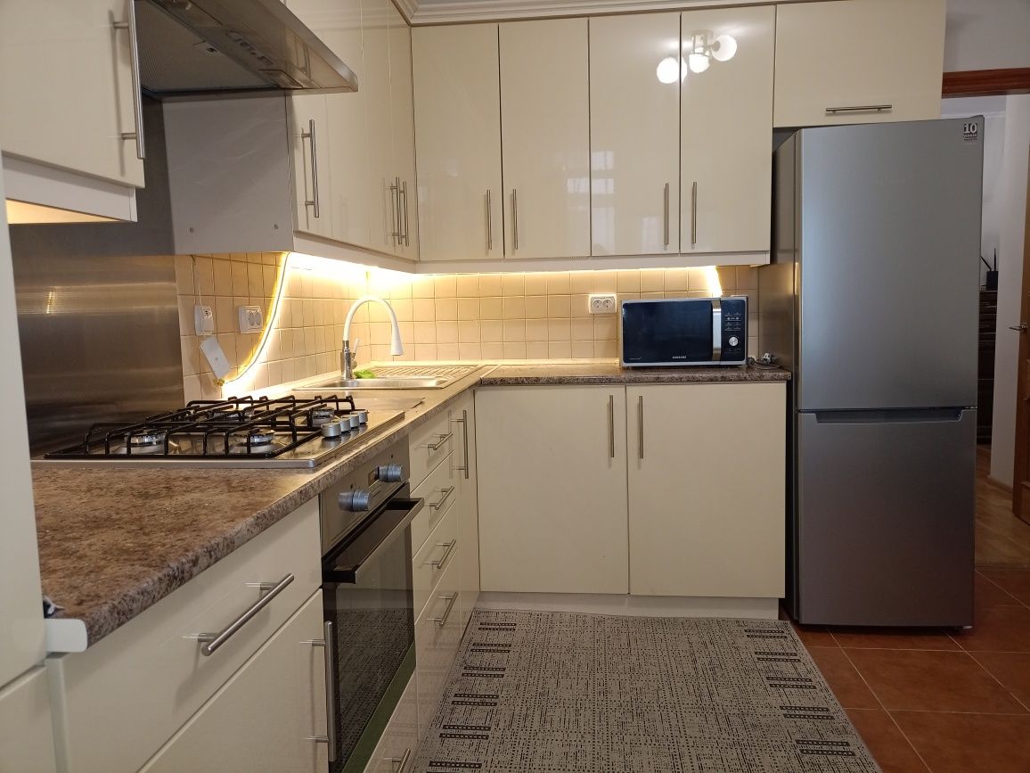 Spacious 3-Bedroom Apartment in City Center