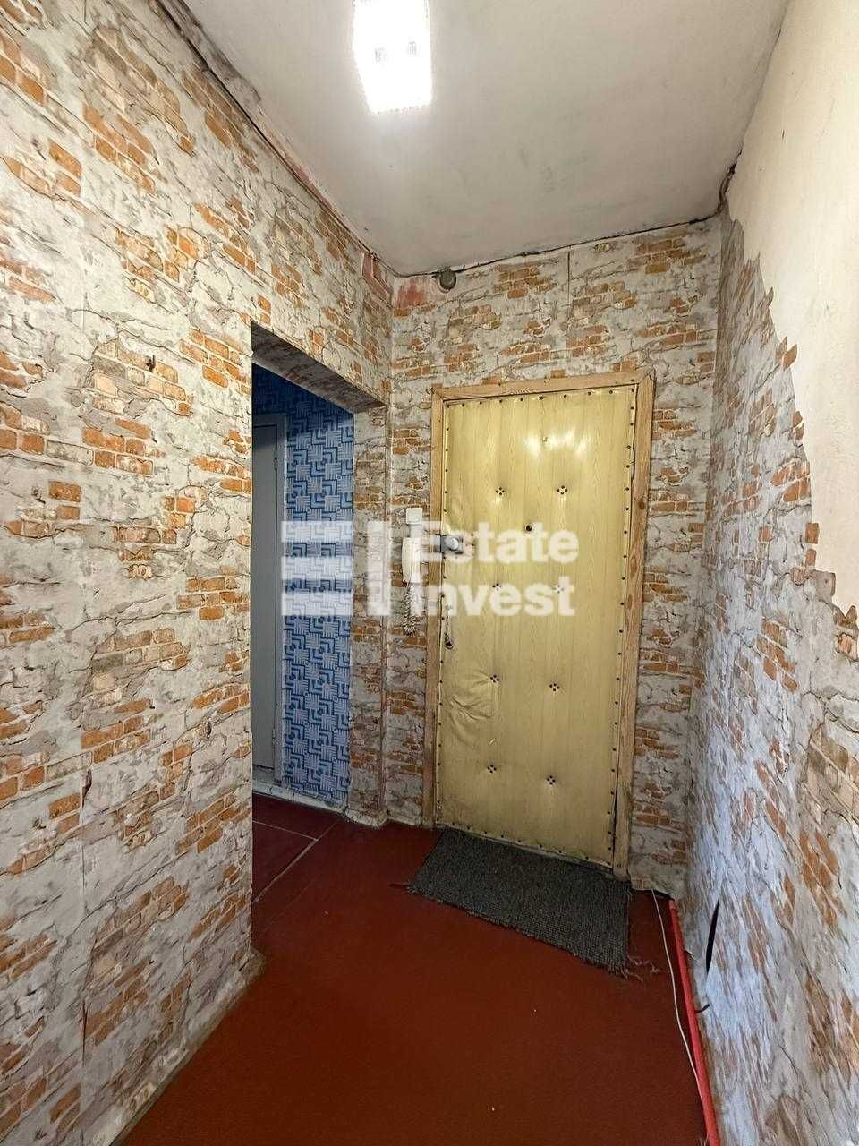 1-bedroom apartment near Heroiv Dnipra metro station