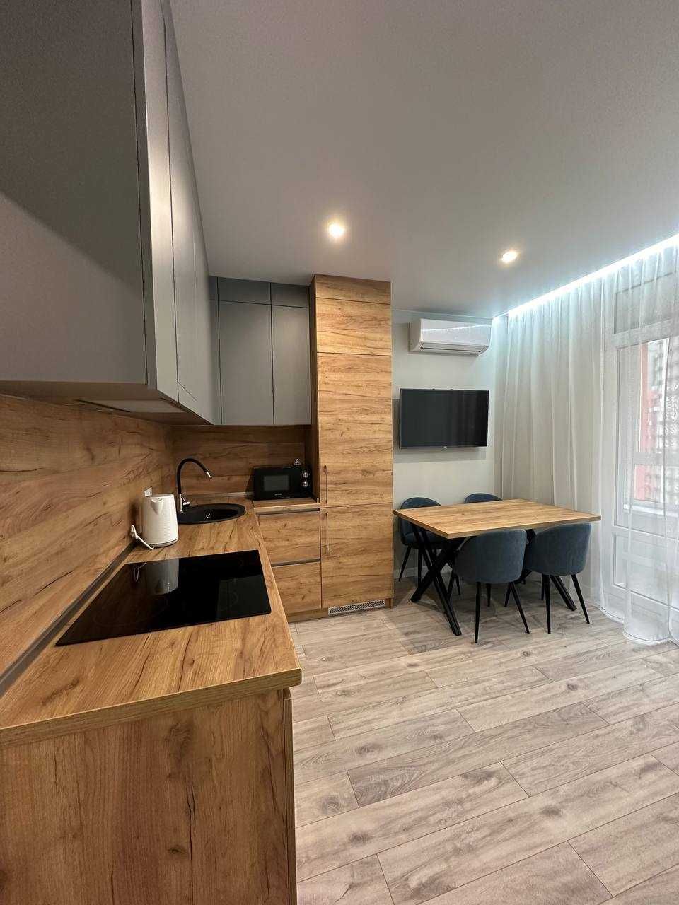 1-Bedroom Apartment in Svitlo Park with Designer Renovation