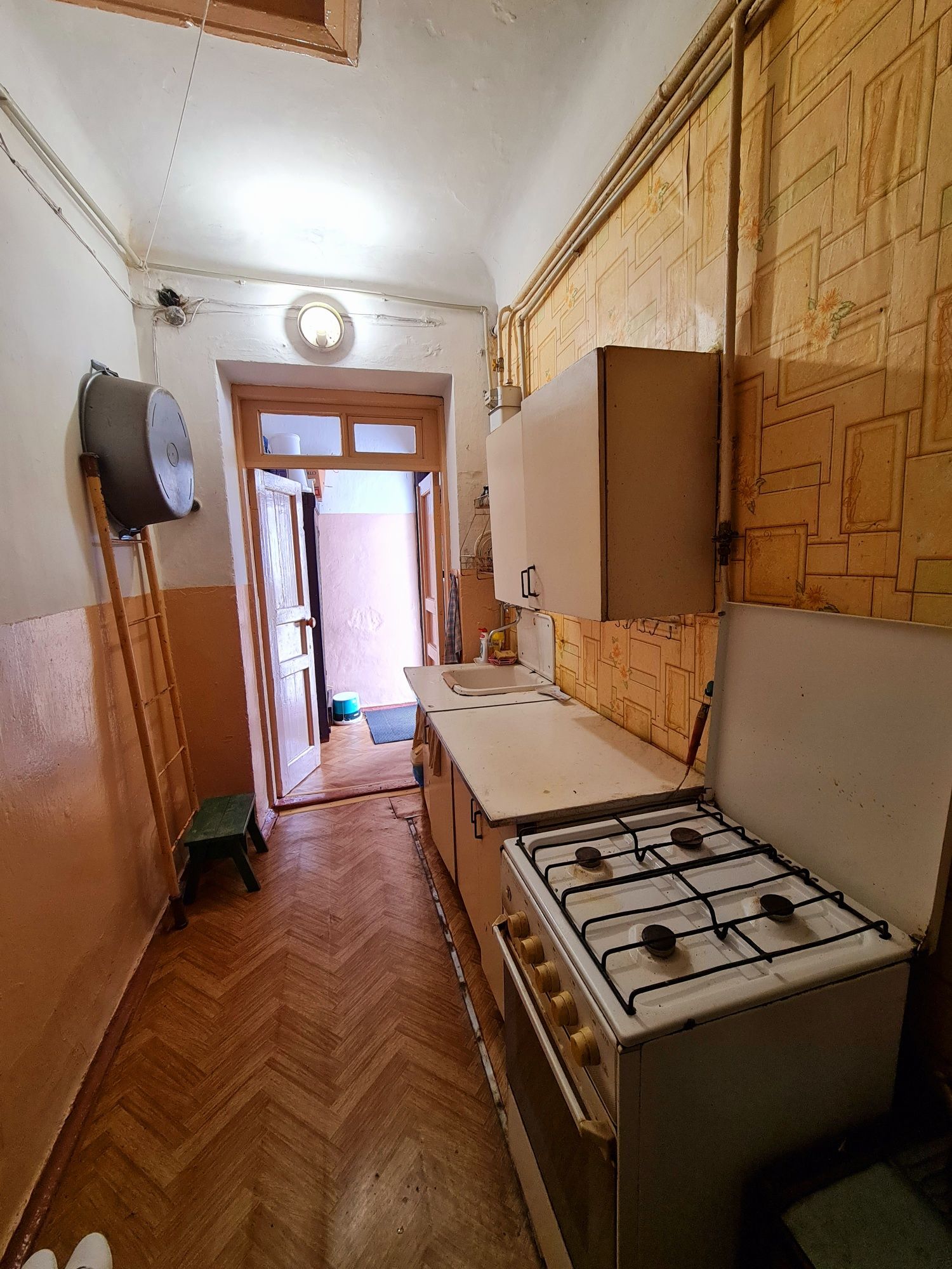 One Bedroom Apartment with Private Entrance