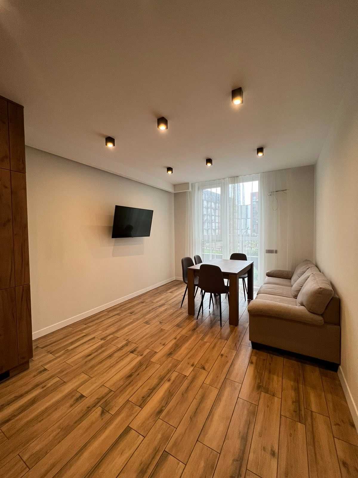 2-Room Studio Apartment in Avalon Complex, Chornovola Avenue