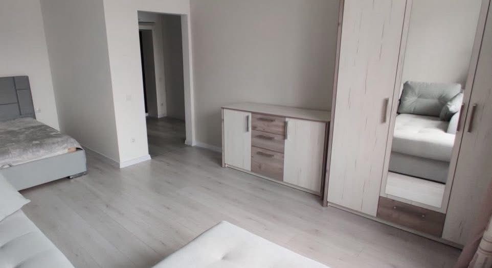 Spacious 1-Bedroom Apartment in Vodohrai Complex
