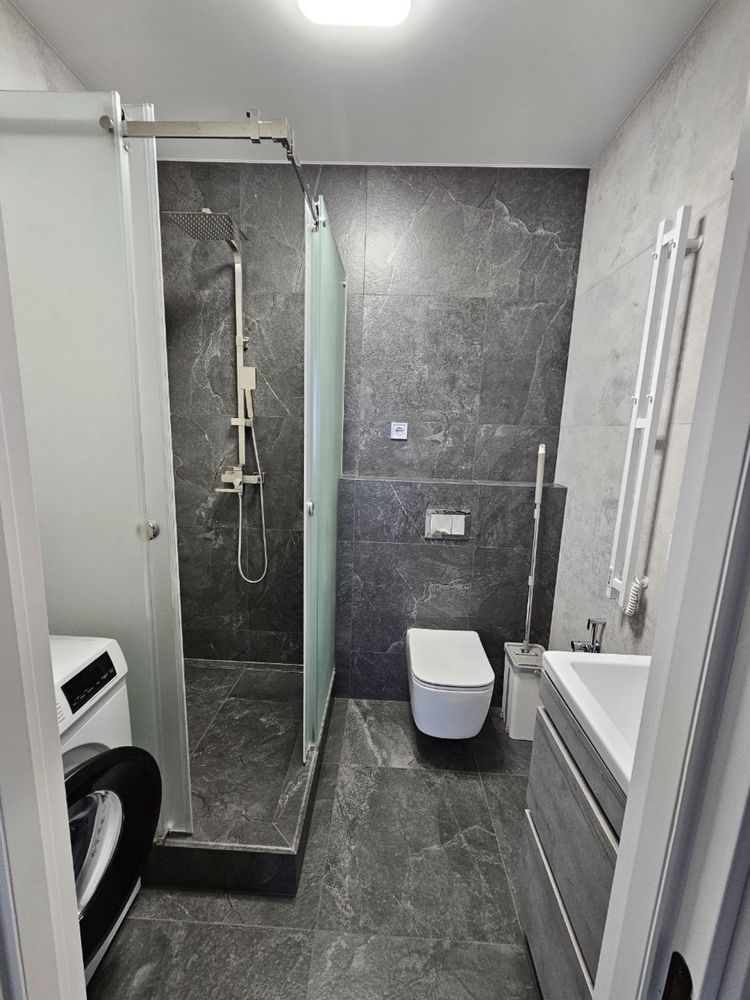 Minimalist Euro-Renovation Studio Apartment with Full Amenities