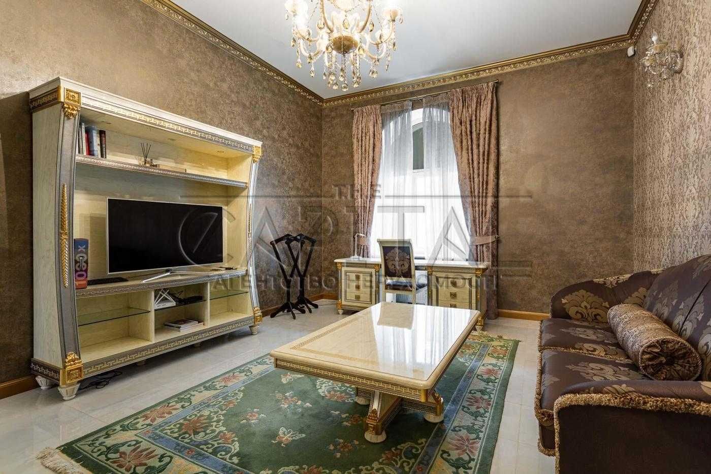 2-bedroom apartment in government quarter, Bankova Street