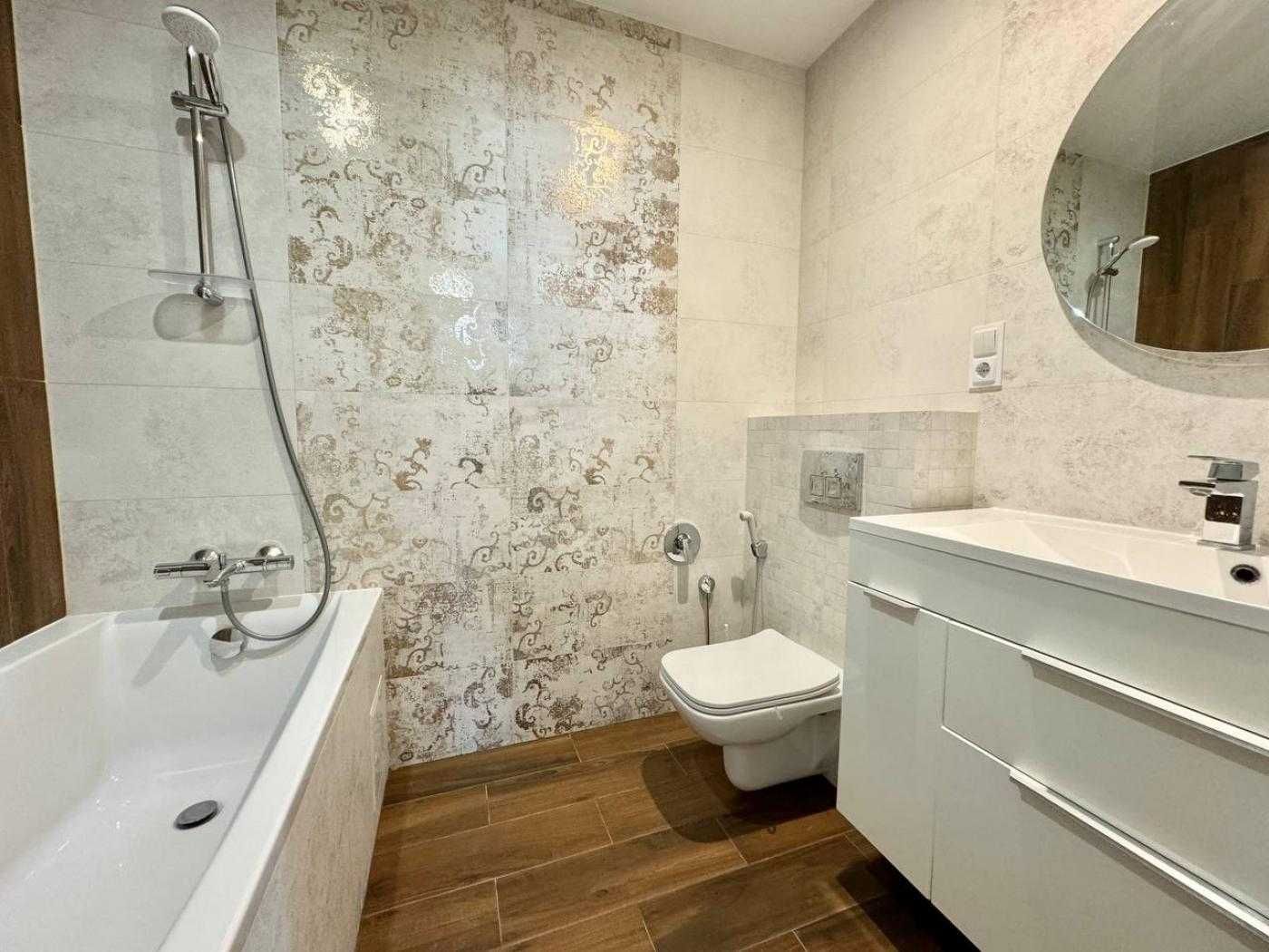 Two-Room Apartment in New Building with Designer Renovation