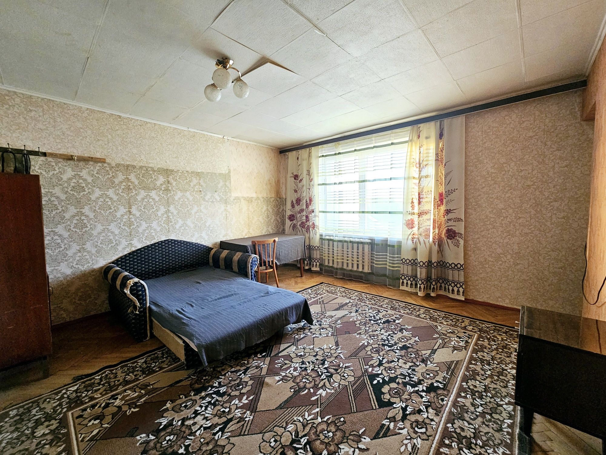 2-Bedroom Apartment Near Train Station in Irpin