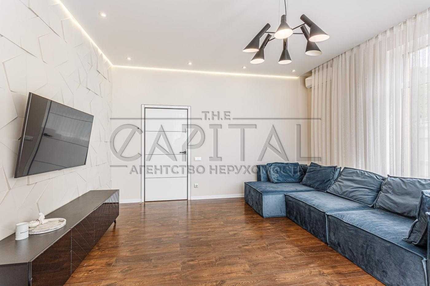 Stylish 2-Bedroom Apartment in Novopecherska Vezha Complex