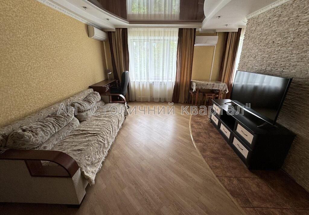 Two-room apartment near Politekhnichnyi Institute metro station