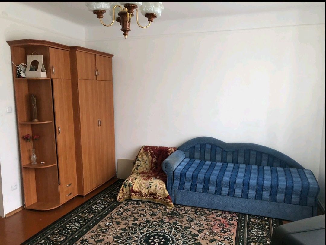 2-Room Apartment in Private House on Srednya Street