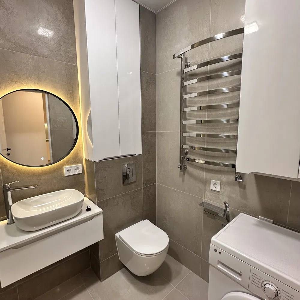 Modern 1-Bedroom Apartment in Safe Town Complex