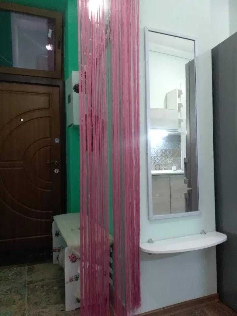 1-bedroom apartment with designer renovation and full furnishing