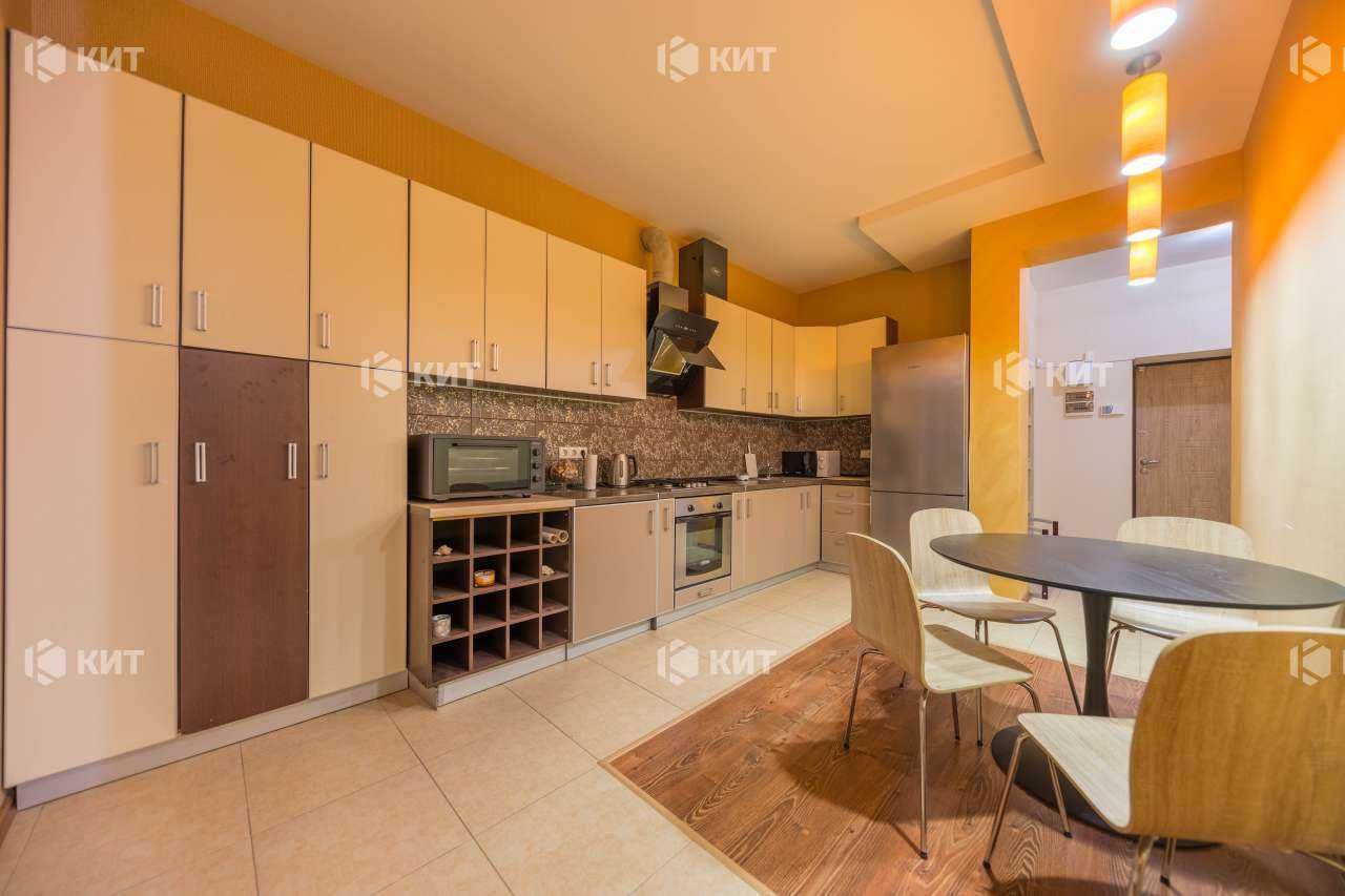 2-Bedroom Apartment in Oleksiivka with Modern Amenities