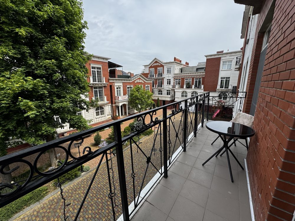 Spacious 2-Room Apartment in Brigantina Complex near 13 Fountains