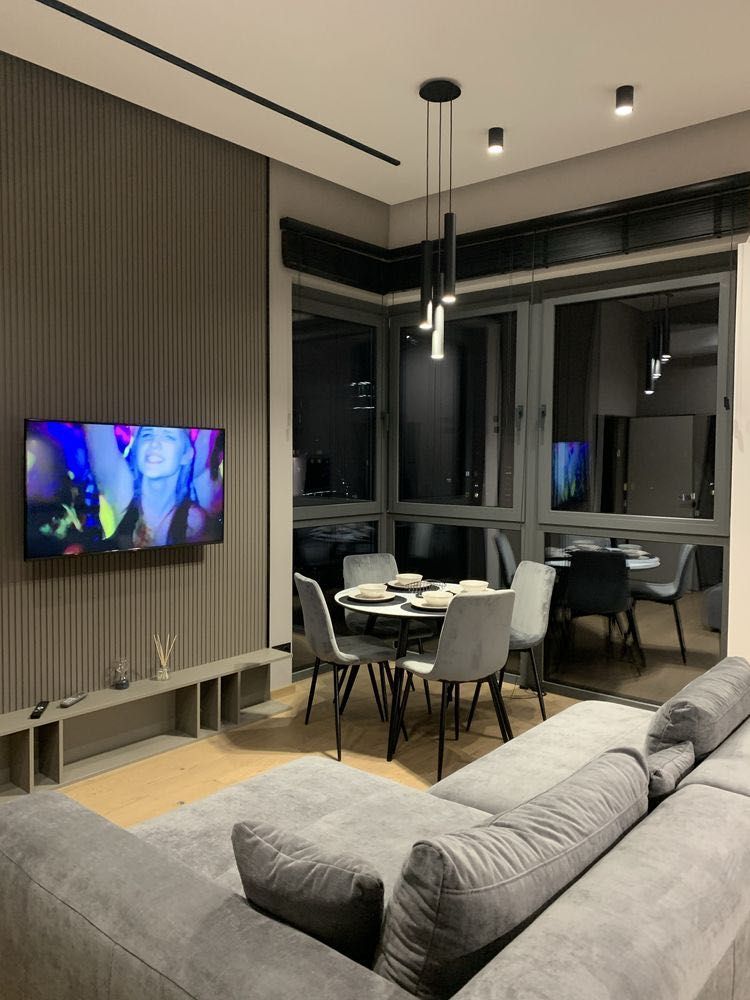 Modern 1.5-Room Apartment with Panoramic Mountain Views