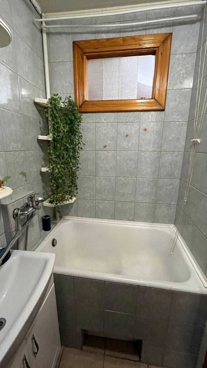 Bright and Comfortable One-Bedroom Apartment on Naukova Street
