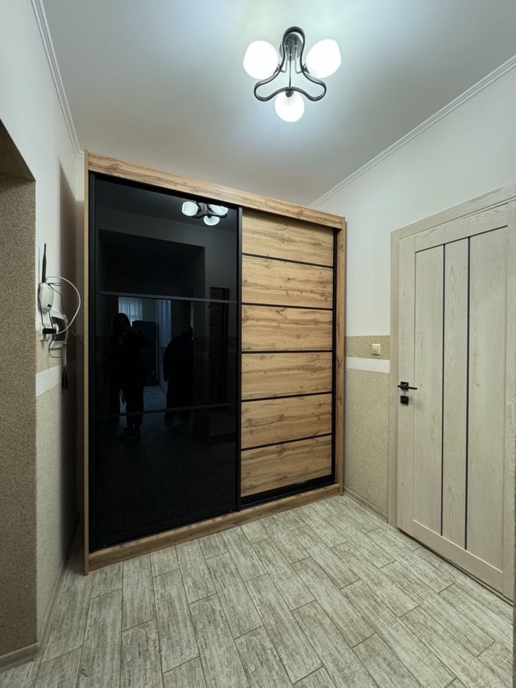 One-bedroom apartment in excellent location on Koshytska Street