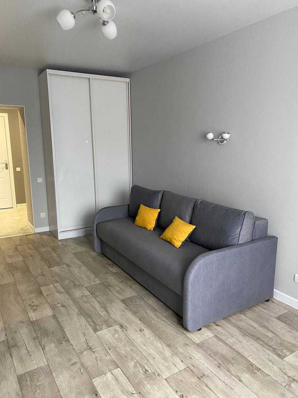 1-Room Apartment in New Building on Oleksiivka Street