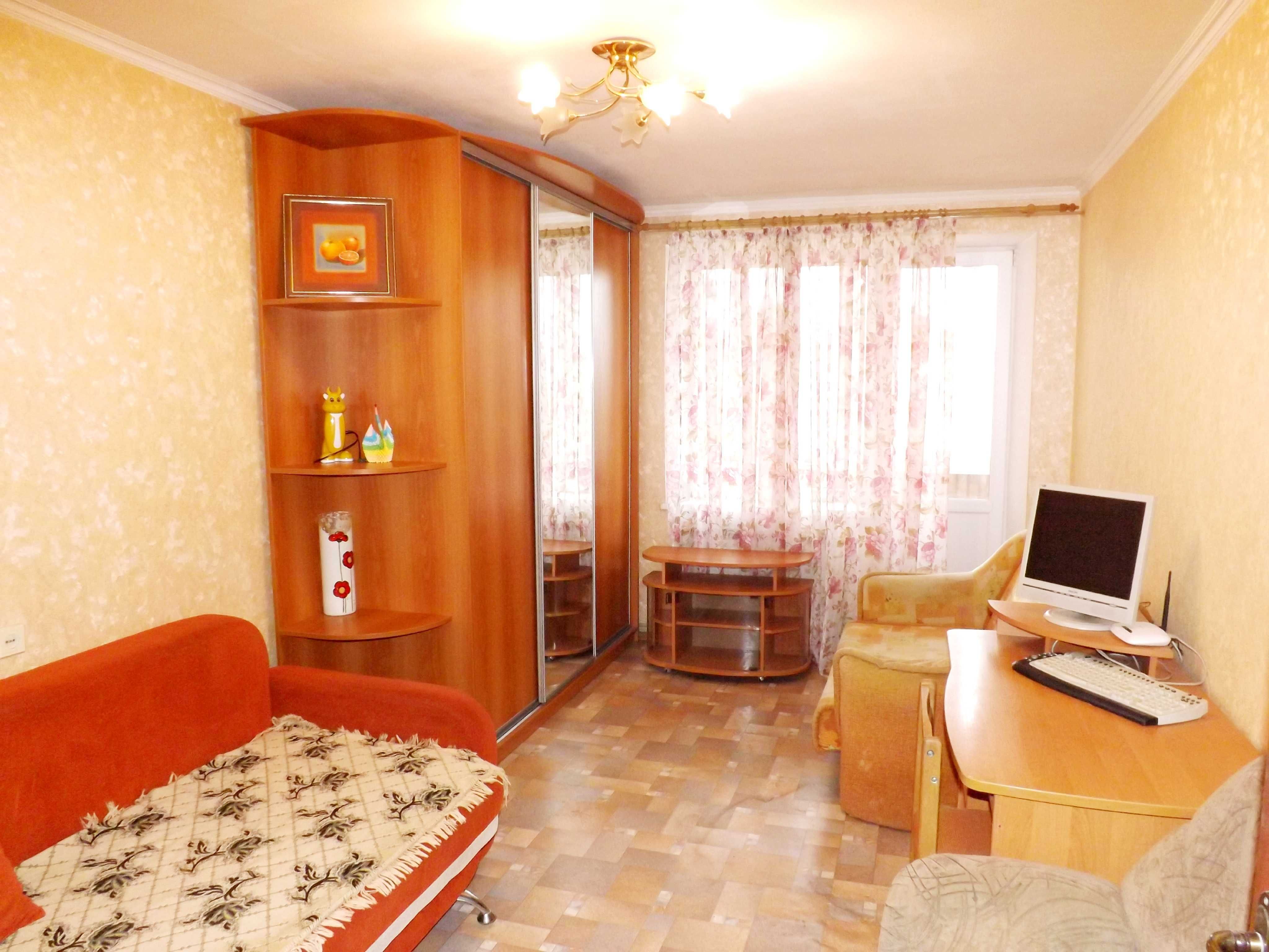 2-room apartment in Bucha, New Highway, Center